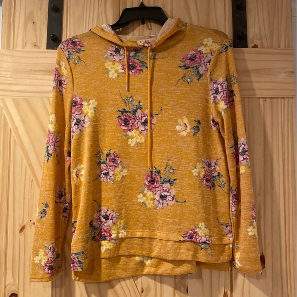 Women’s hooded sweater
